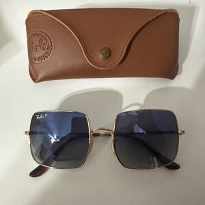Ray-Ban Gold Frame Sunglasses with Brown Case